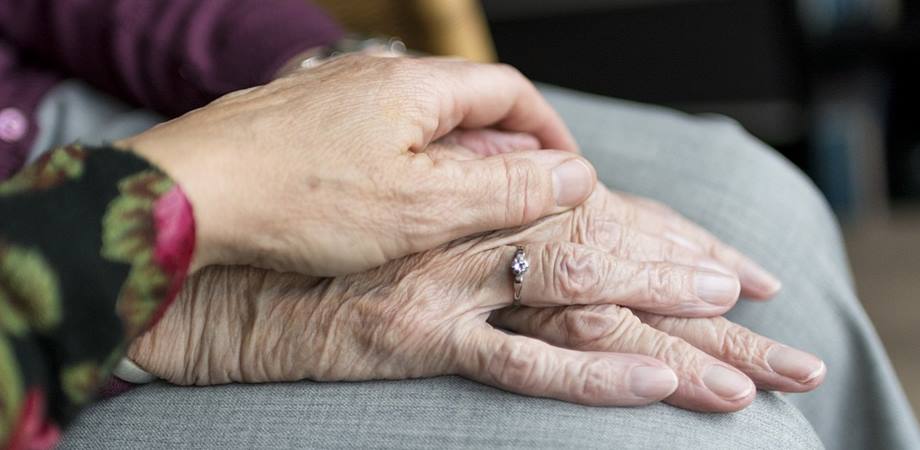 diferența dintre artrita și artroza mâinilor