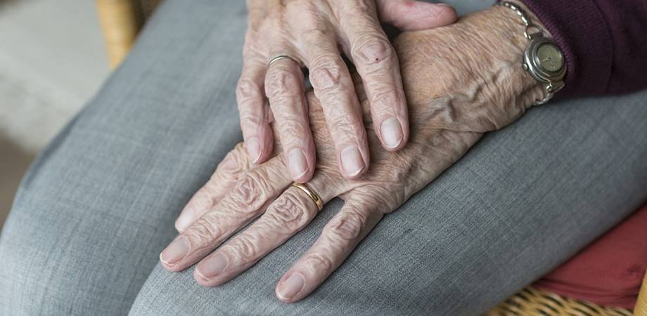 ameliorarea artritei de la durerile articulare