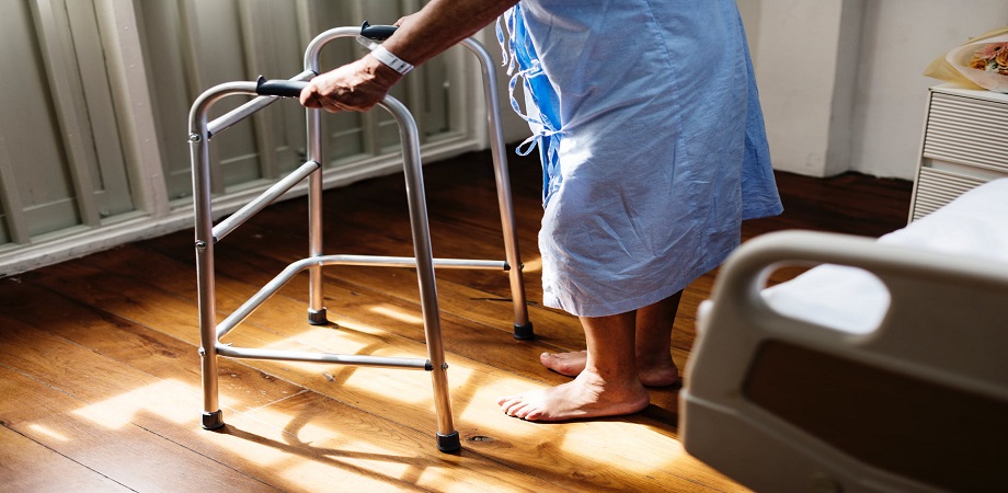 Artrita acută a simptomelor și tratamentului genunchiului, Poliartrita reumatoida