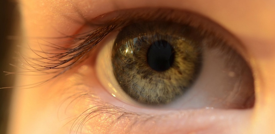 keratoconus este posibilă restabilirea vederii