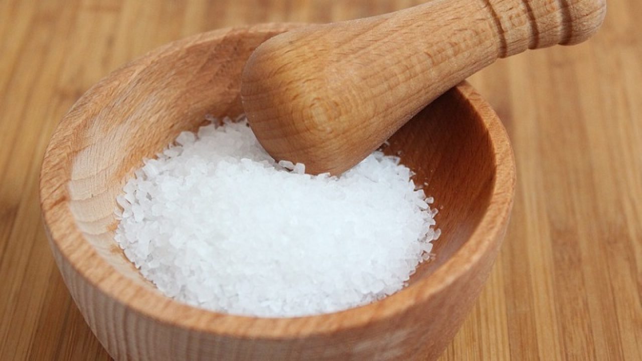 Cea mai sănătoasă metodă de a pierde în greutate: Regimul fără sare