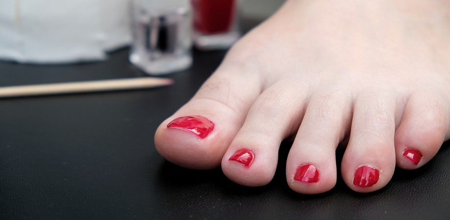 opriți activitatea împotriva ciupercii unghiilor de la picioare