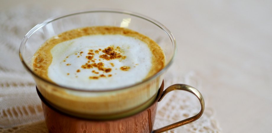 turmeric latte